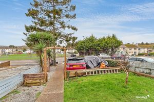 Photo 13- click for photo gallery